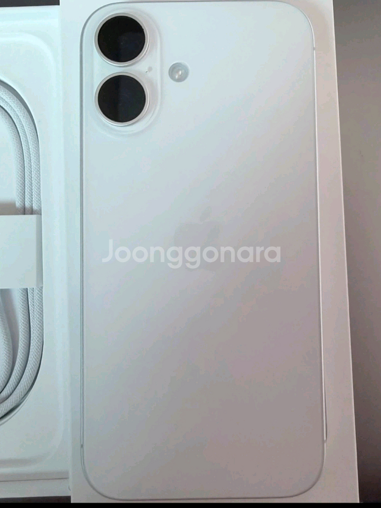 아이폰16 화이트 128GB 자급제 풀박스 S급.--2