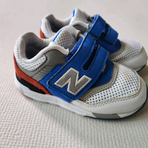 뉴발란스키즈 운동화 145사이즈