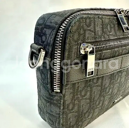 [정품] (OS) 디올 메신저 사파리 메신져--4