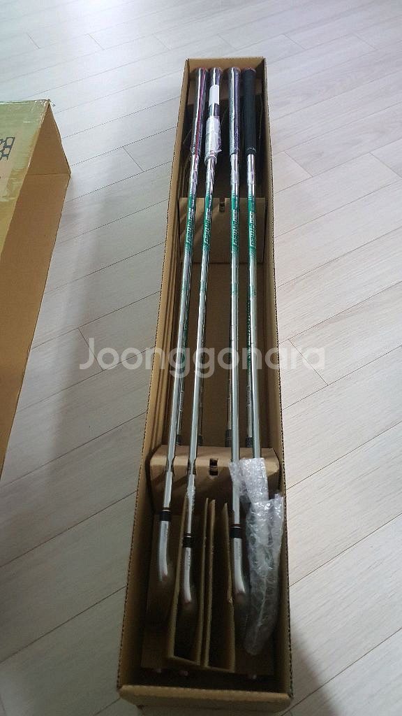 미사용) 브릿지스톤 v300 9세대 웨지포함 8i 세트--3