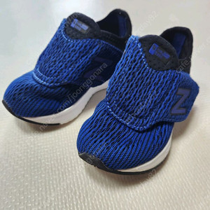 뉴발란스키즈 운동화 145사이즈