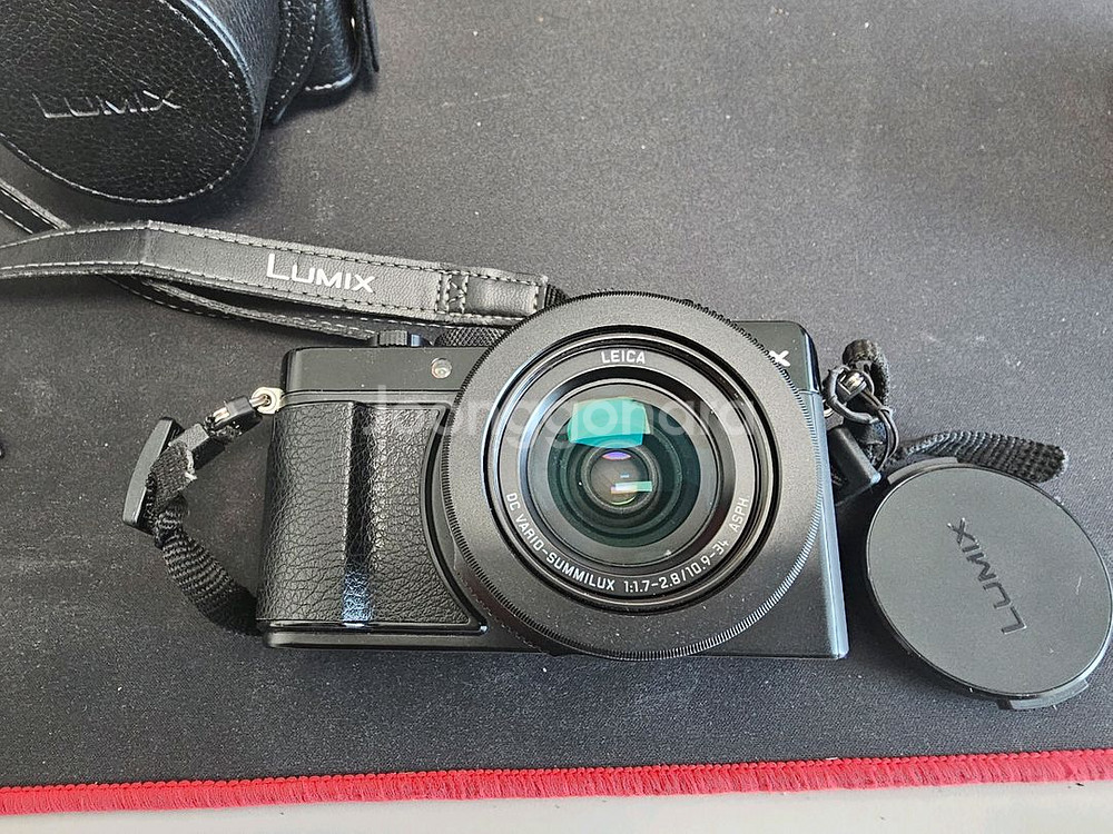 파나소닉 루믹스 LX100M2 팝니다.(3천컷)--2