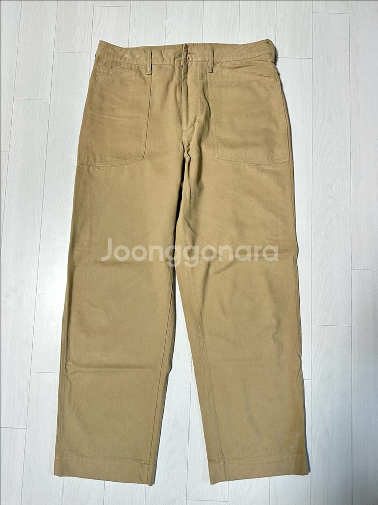 [L] 카키스 크루맨 팬츠 샌드--0