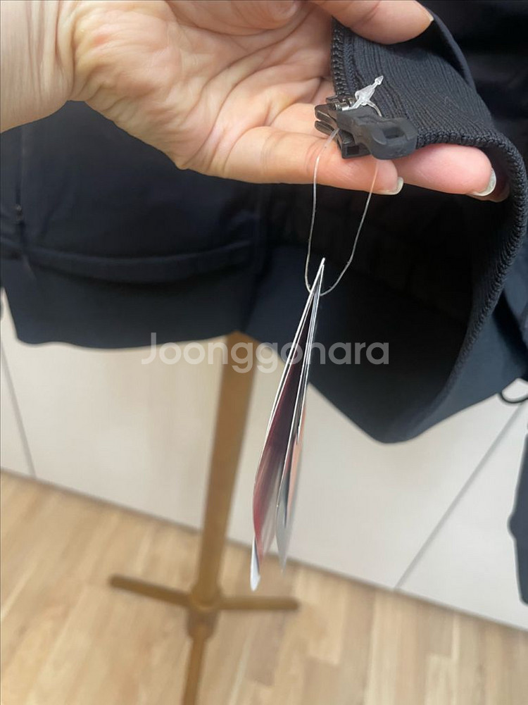 안다르 숏패딩 제트블랙(새상품)--3