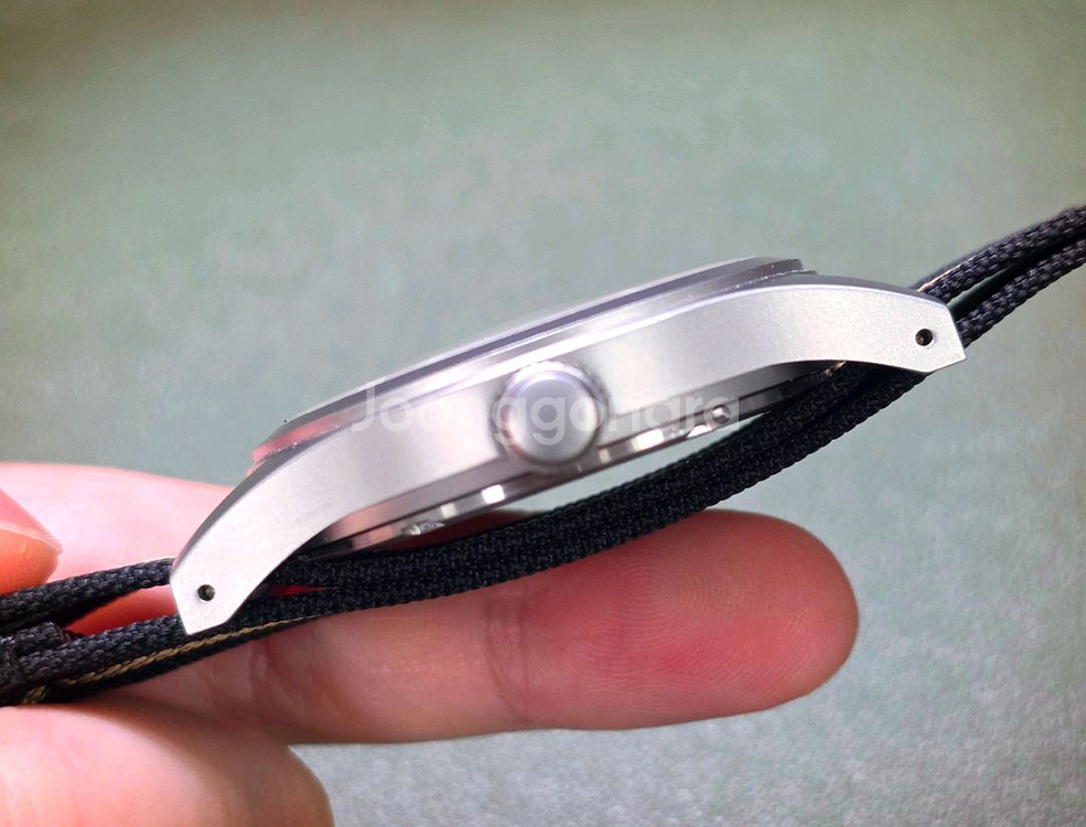 밀리타도 38mm 메가쿼츠--2