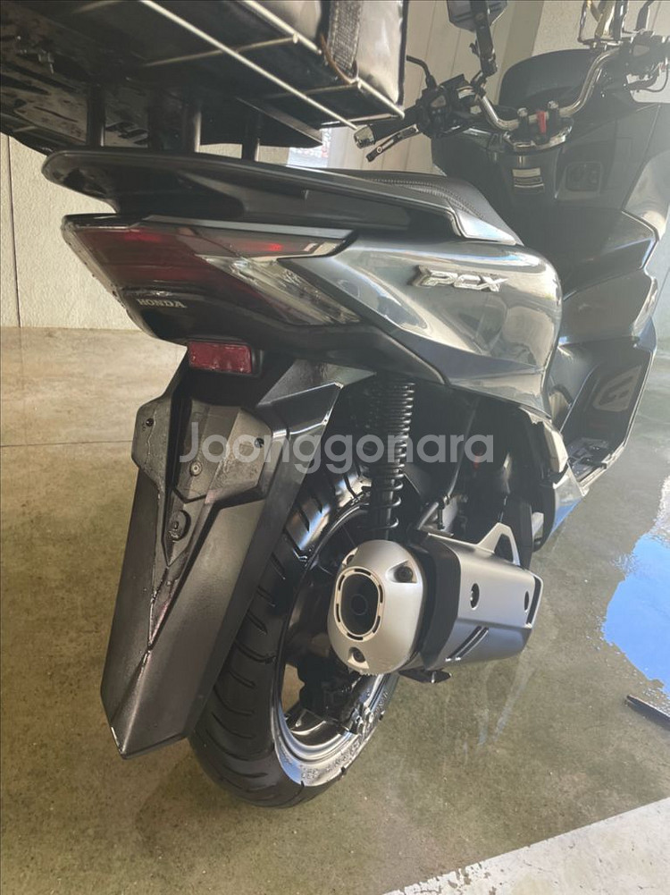 21년식 PCX 신차급저키로수(1400)abs판매합니다--3