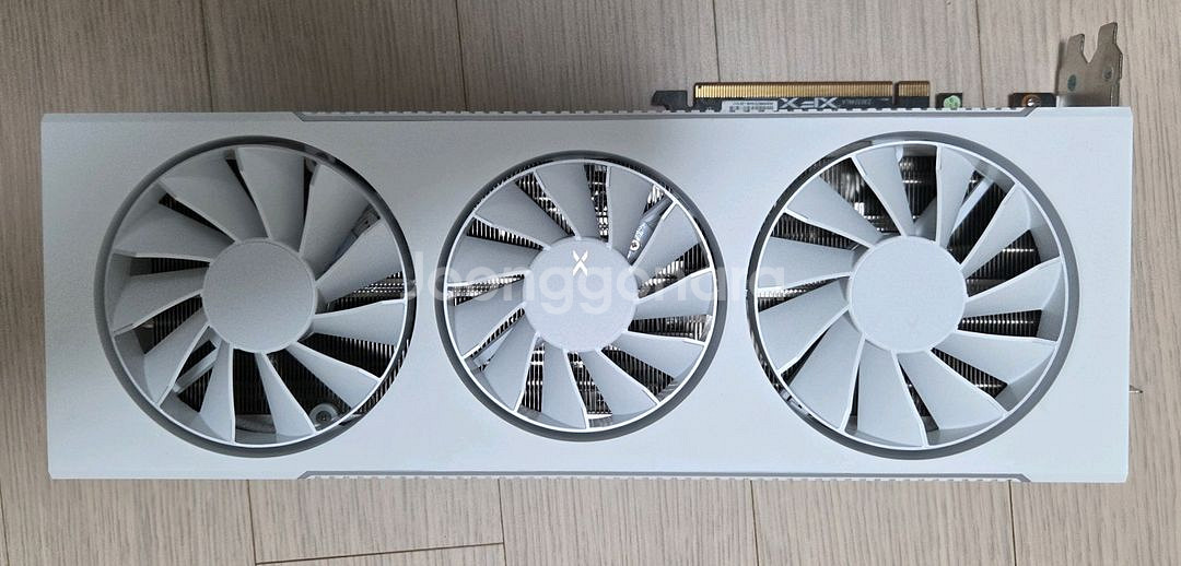 XFX 7900GRE 마그네틱에어 화이트--0