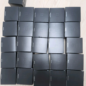 헤라 블랙쿠션 팝니다 본품. 리필 전색상