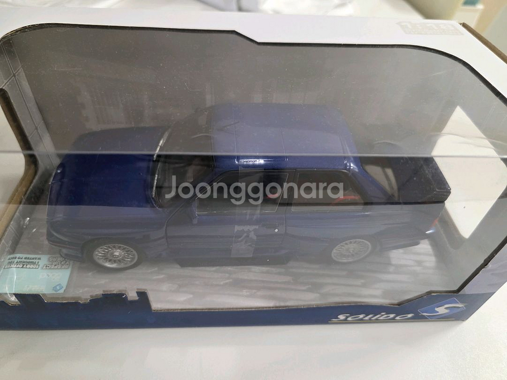 솔리도 BMW E30 M3 1:18 다이캐스트 새제품--0