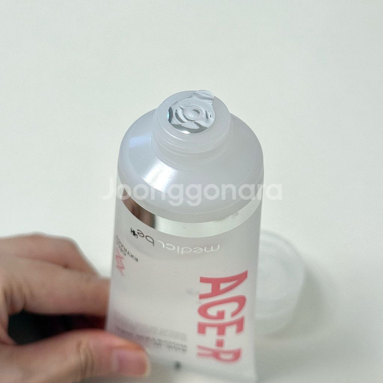 메디큐브 에이지알 마사지기(판매)--5