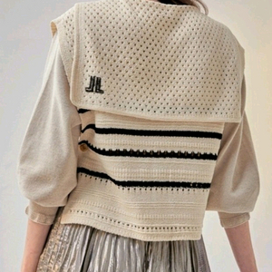 랑방컬렉션 세라카라 니트 조끼