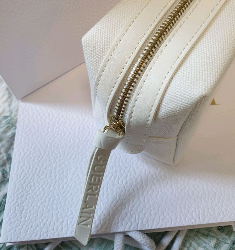 겔랑 아이보리 캔버스 사각 파우치--2