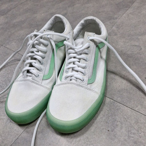 반스 올드스쿨 트랜스루센트 캔버스화 270