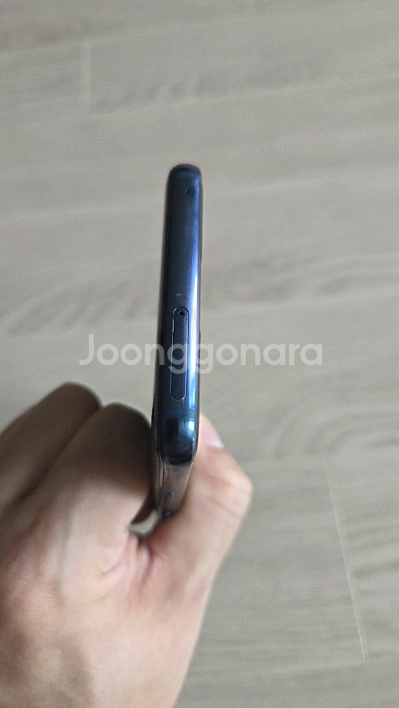 LG G7--5