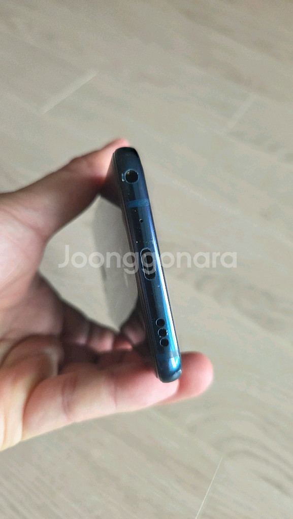 LG G7--3