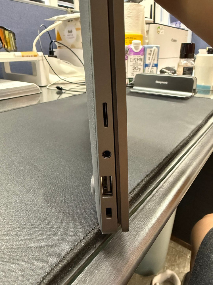 삼성 갤럭시북 2 NT550XED-K24A 이미지