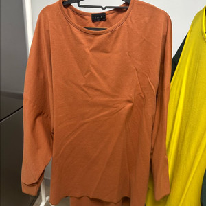 꺌랑 박시티 브라운