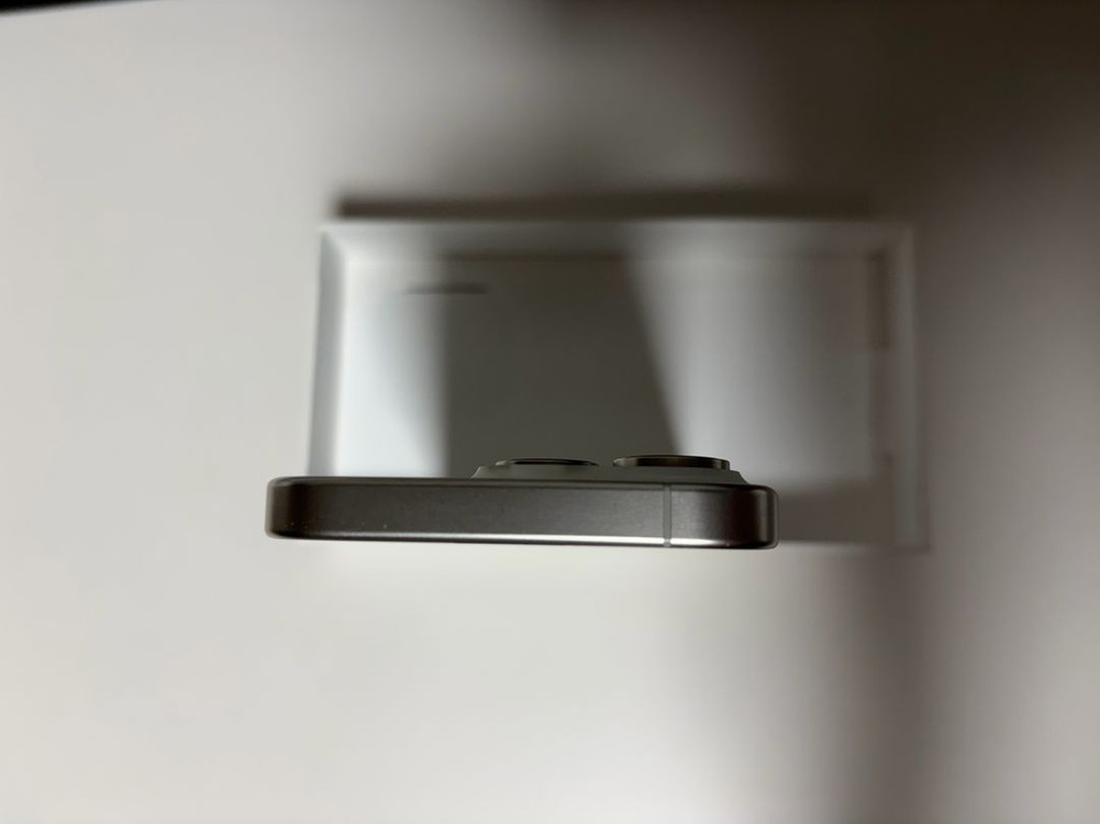 아이폰15프로 화이트 128g 자급제 풀박스--10