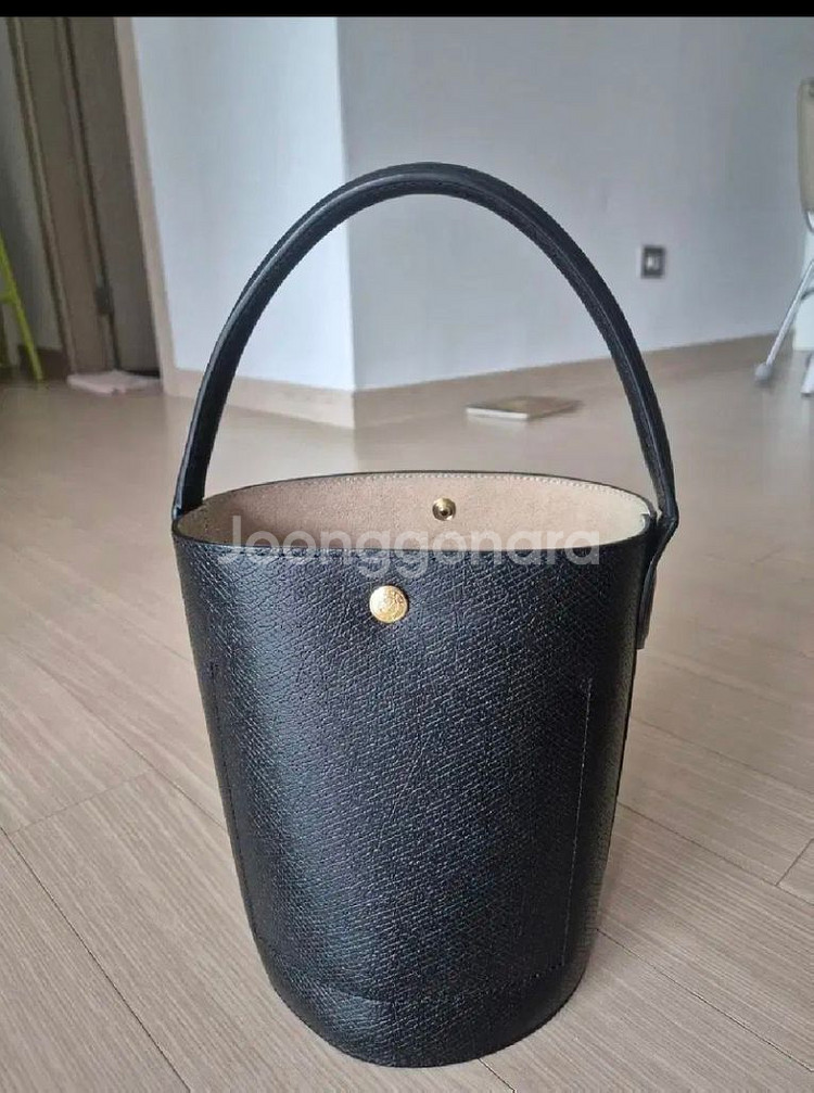 롱샴 에퓌르버킷백 블랙--0