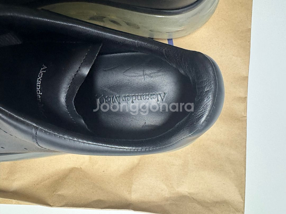 알렉산더 맥퀸 에어 오버솔 레더 43 준신품--3