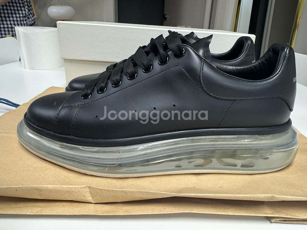 알렉산더 맥퀸 에어 오버솔 레더 43 준신품--2