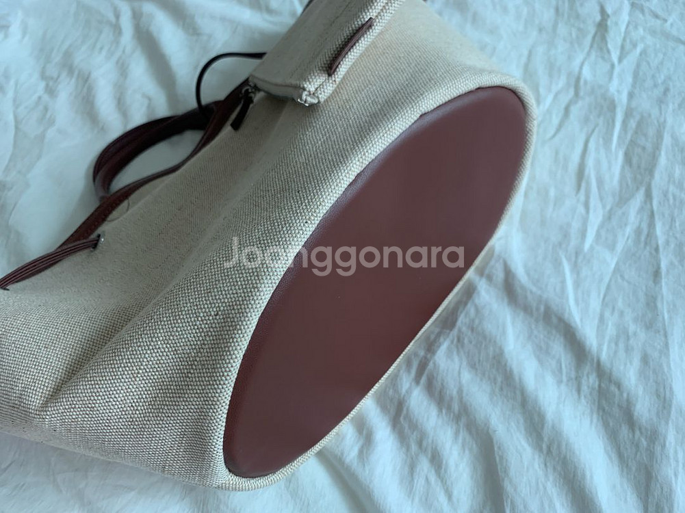 투티에 코키 스몰백 베이지 판매--5