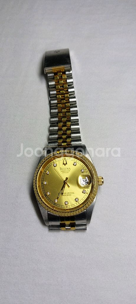 부로바 금장 콤비 데이저스트 시계--1