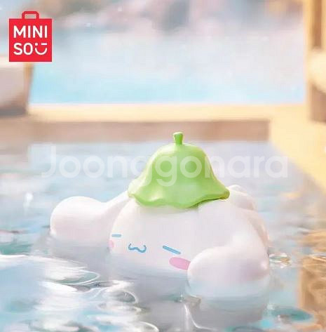 확정)미니소 사우나 산리오 시리즈 시나모롤 피규어--0