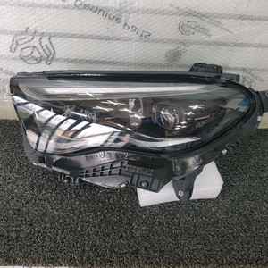 벤츠 E300 W214 운전석 헤드라이트