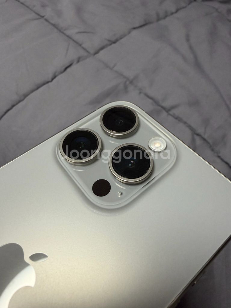 아이폰15프로 128GB 내추럴 티타늄--1