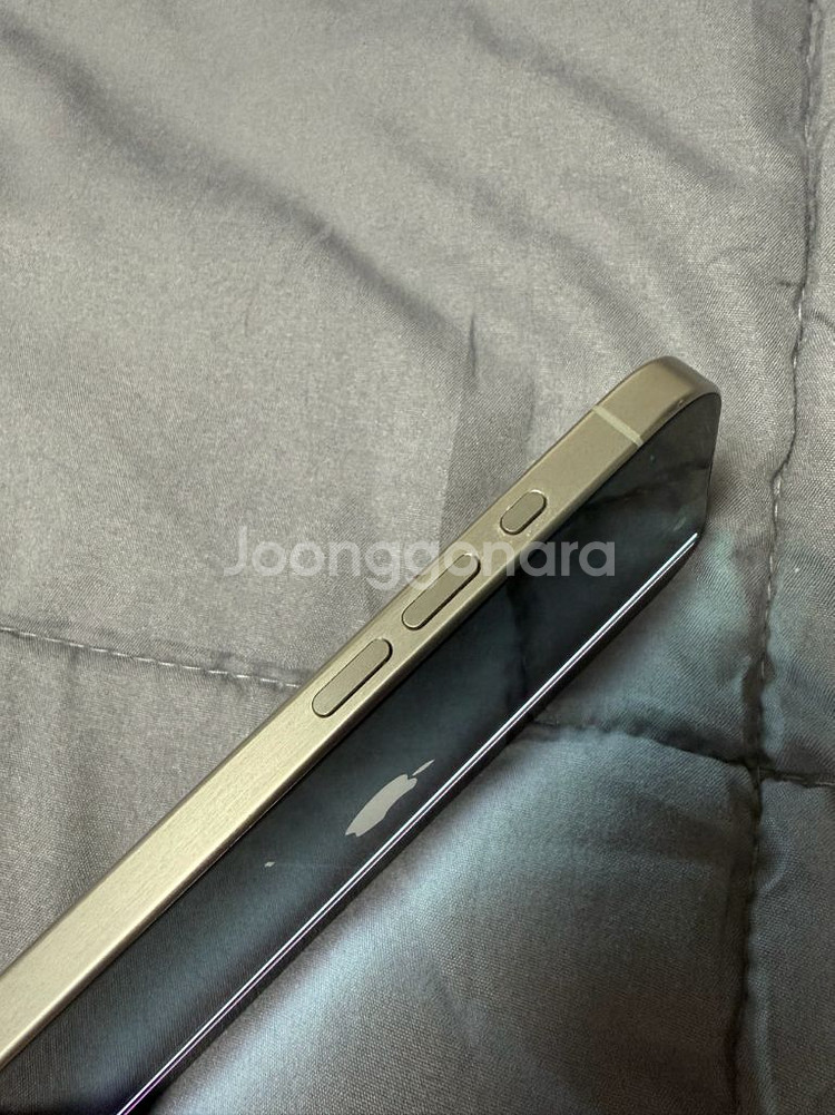아이폰15프로 128GB 내추럴 티타늄--3