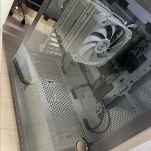 반본체 7800X3D/1.5TB/1000w