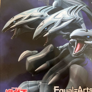 궁극의 푸른눈의 백룡 피규어 유희왕