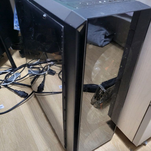 i5 8500 GTX1660S 게이밍 컴퓨터