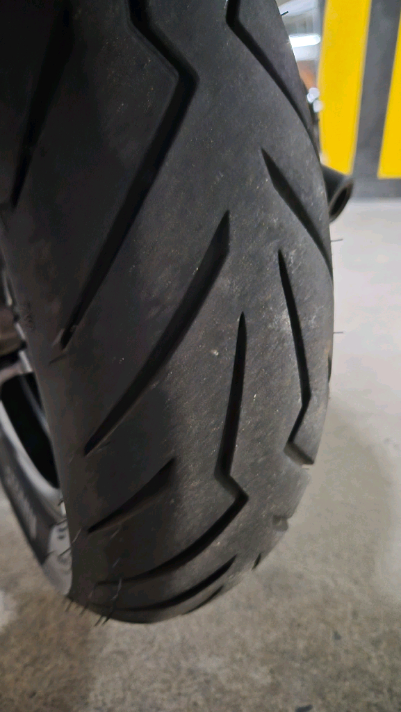 베스파 gts300 슈퍼테크 블랙 22년식--8