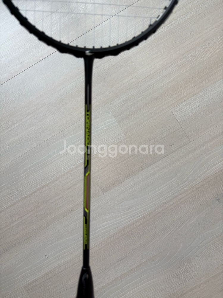 토네이도55 풀카본 배드민턴 라켓--1