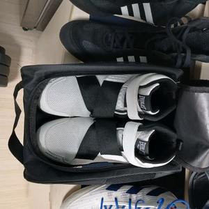 에버라스트 복싱화 270 화이트