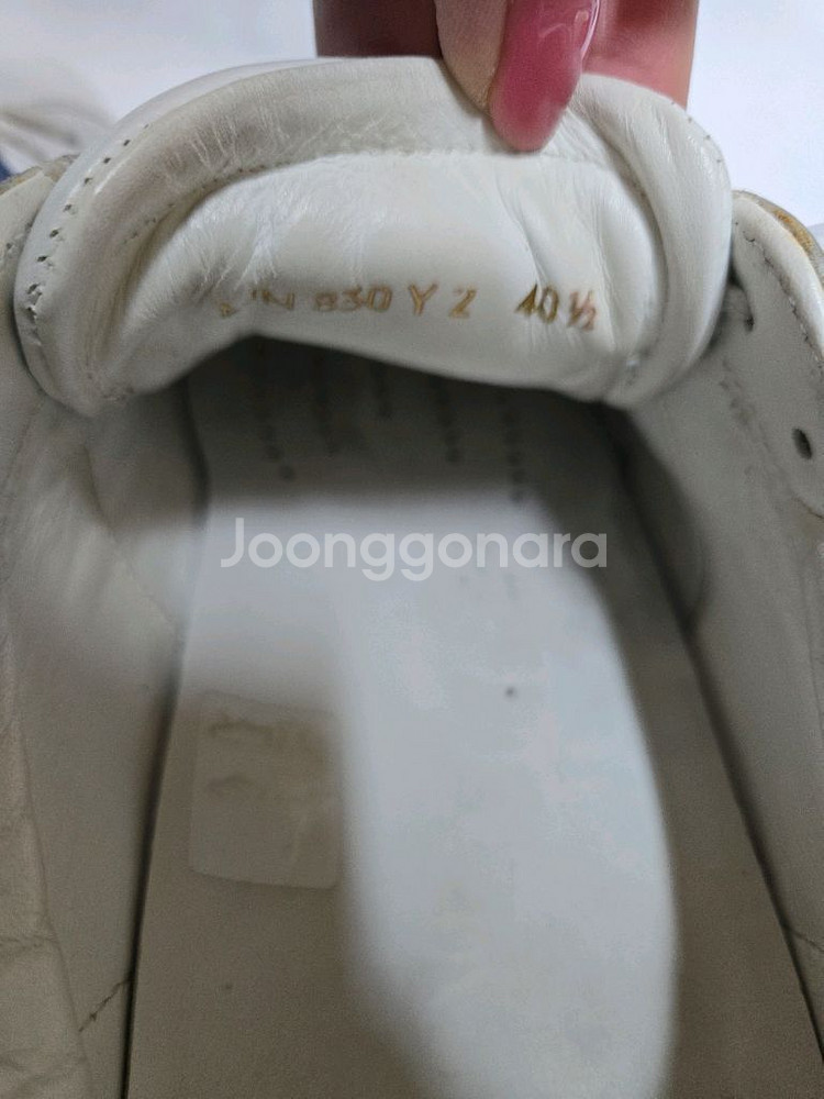 발렌티노 가라바니 히든 락스터드 스니커즈 260mm--7