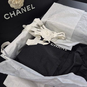 샤넬 플랩백 새상품