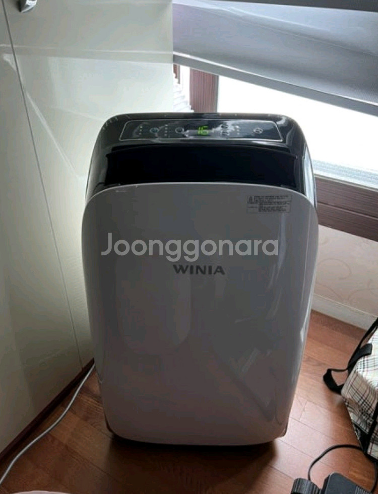 위니아 이동식에어컨 냉방 제습기 저렴하게 팝니다--1