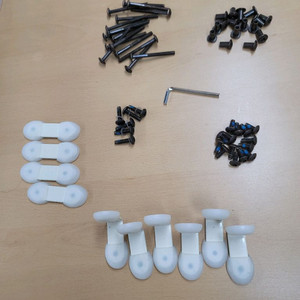 스토케 슬리피 구형 침대 나사 (부속품) 여분 팝니다.