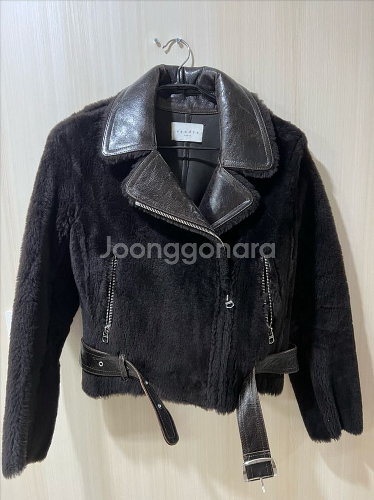 산드로 무스탕 2사이즈--0