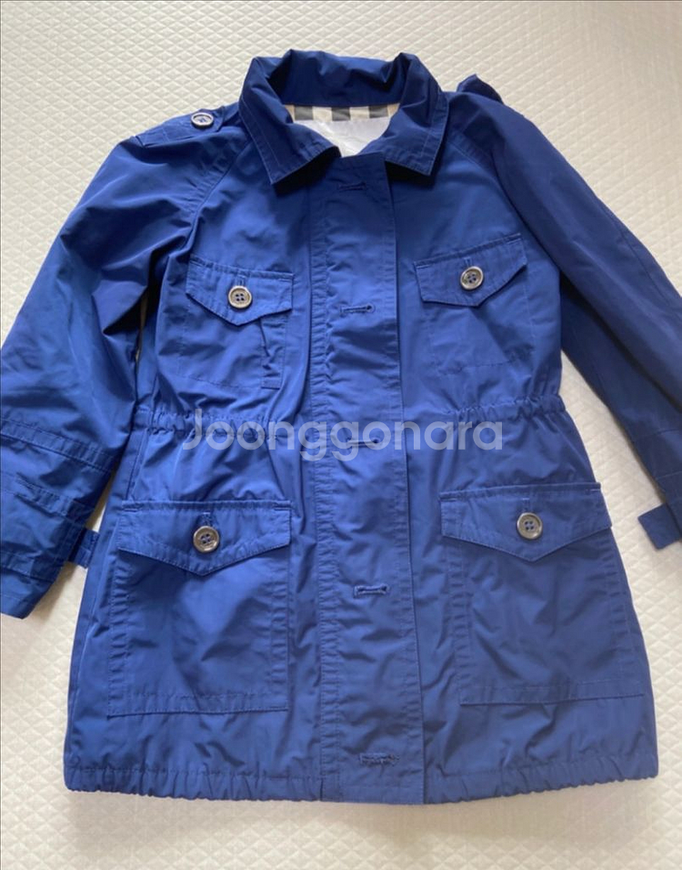 버버리 키즈 트렌치코트 바람막이 4y--0
