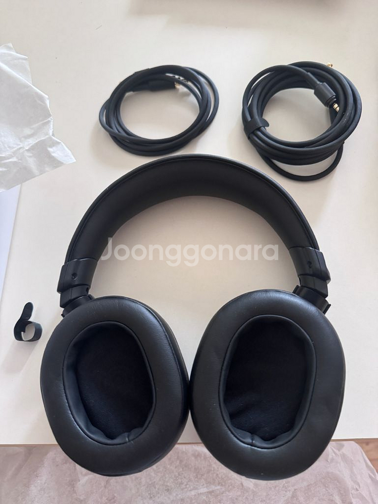 Sony mdr-m1--1