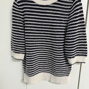 한섬 마인 스트라이프 니트