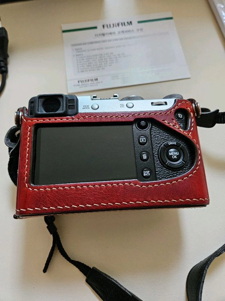 후지필름 x100f카메라 + 일마레 가죽 케이스 이미지