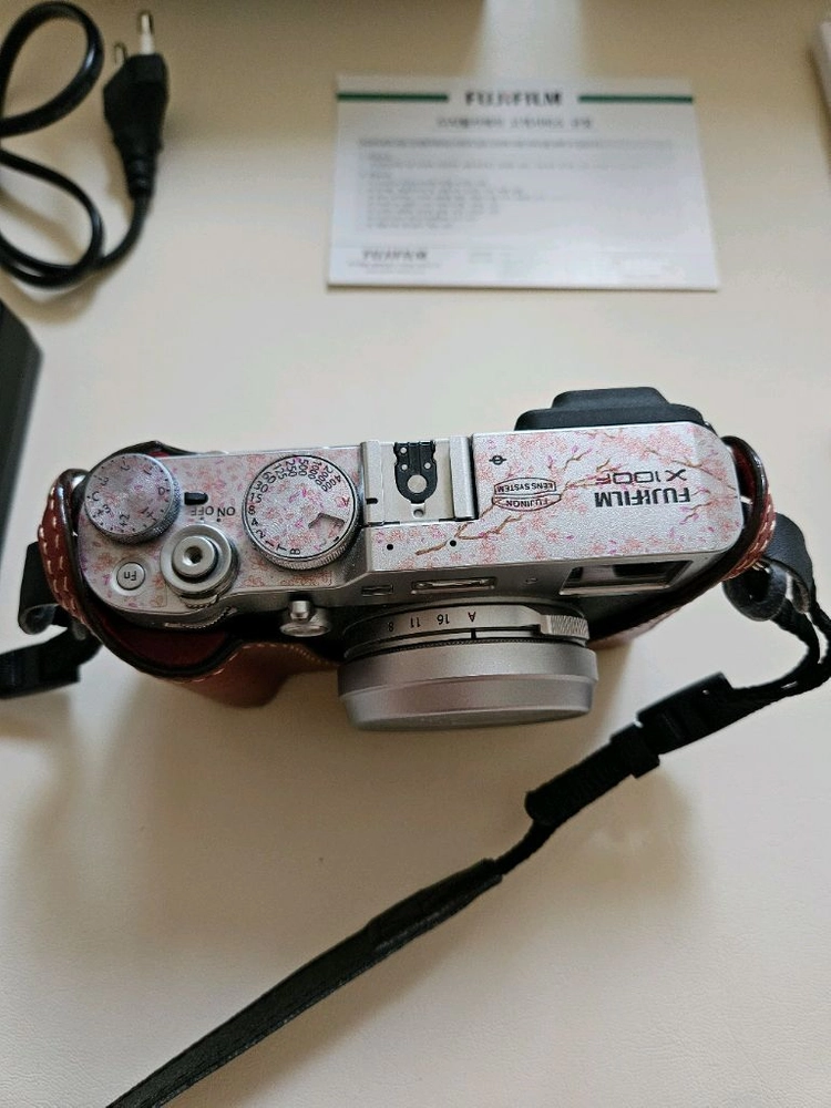 후지필름 x100f카메라 + 일마레 가죽 케이스 이미지
