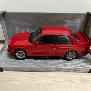 BMW M3 M4 세대별 1:18 다이캐스트 레진