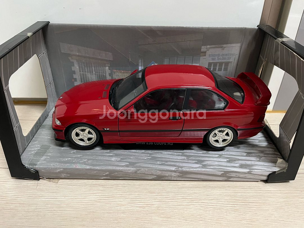 BMW M3 M4 세대별 1:18 다이캐스트 레진--2