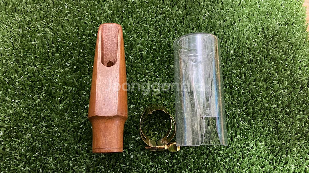 테너 색소폰 마우스피스 판매합니다.--0